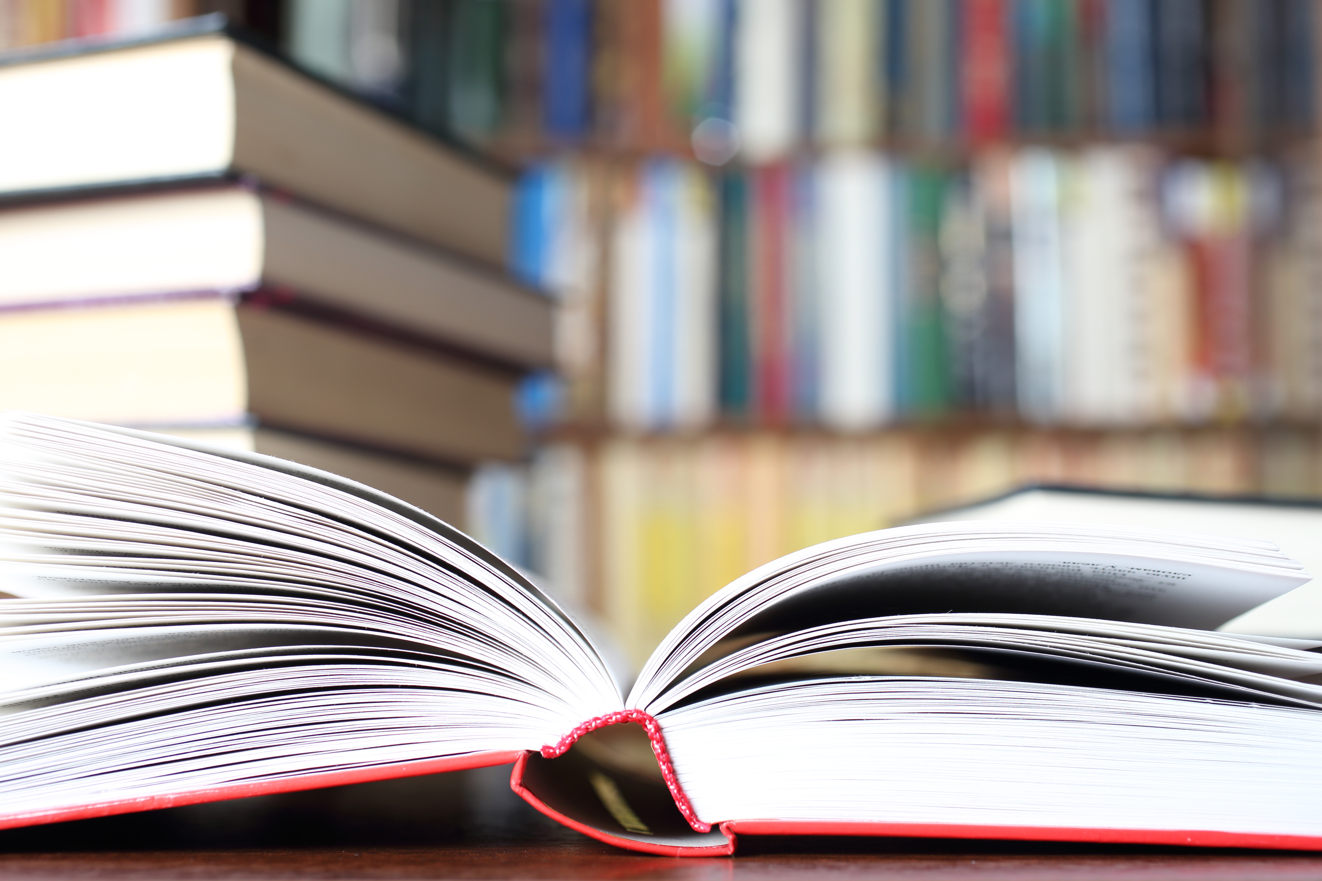 Раскрытая книга. Раскрытые книги. Открытые книги. Фото книги раскрытой. Фото книжки. Раскрытая книга. Раскрытые книги. Открытые книги. Фото книги раскрытой.